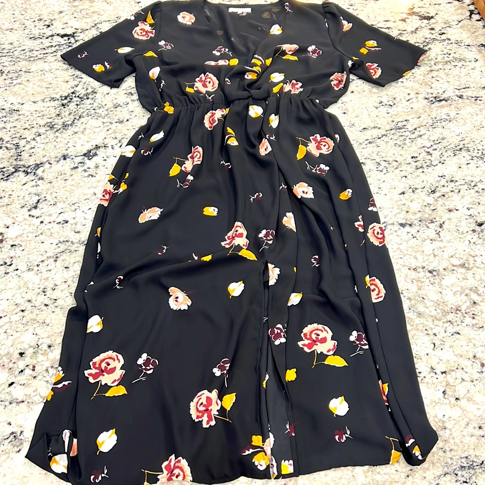1. State Floral Midi Dress sz M